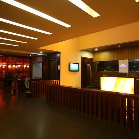 The Bentley Seaside Boutique Hotel Chennai Exterior foto