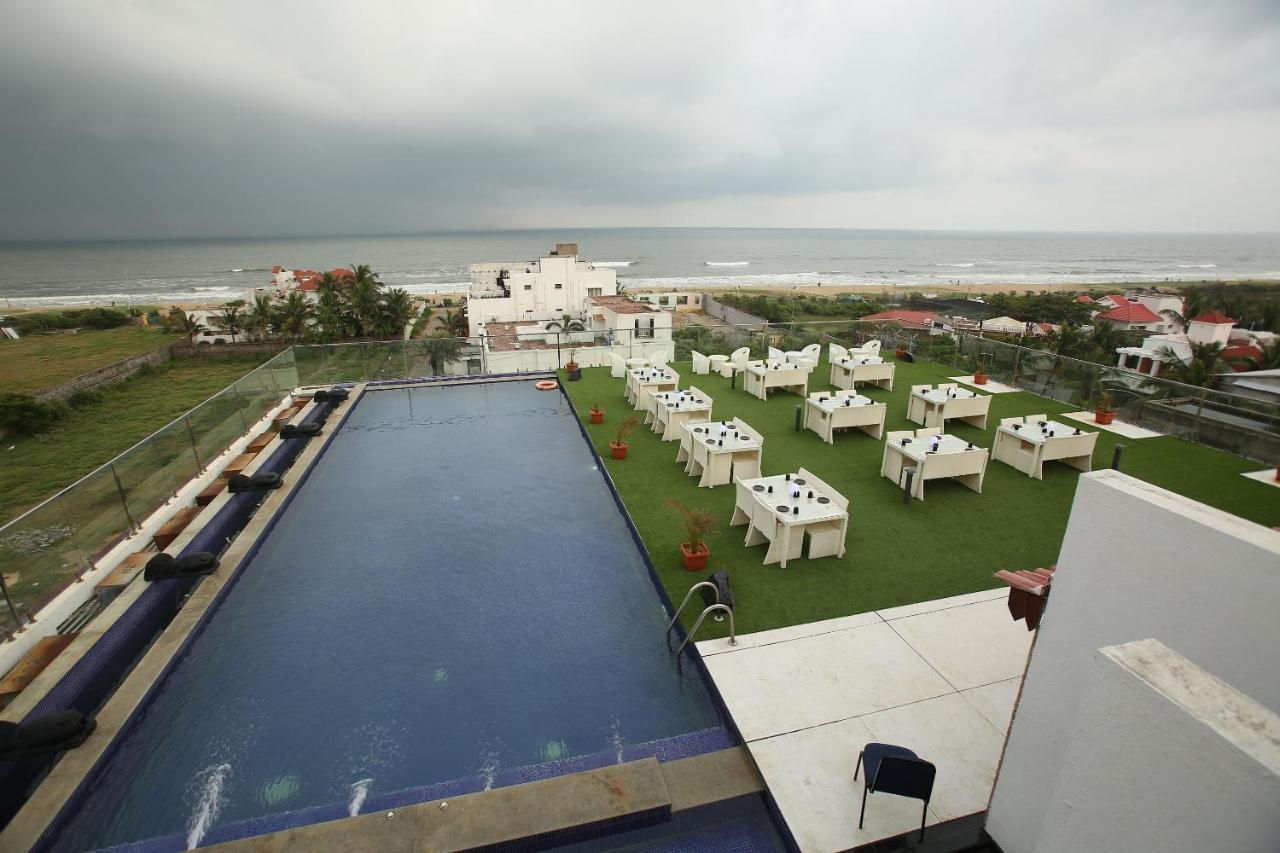 The Bentley Seaside Boutique Hotel Chennai Exterior foto